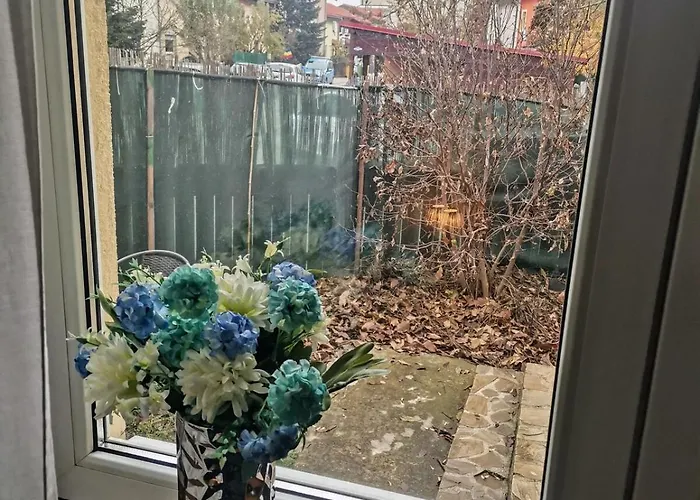 Вилла House With A Garden In Pipera *