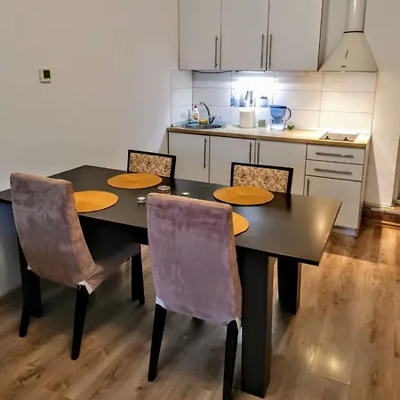 House With A Garden In Pipera *