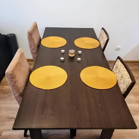 וילה House With A Garden In Pipera