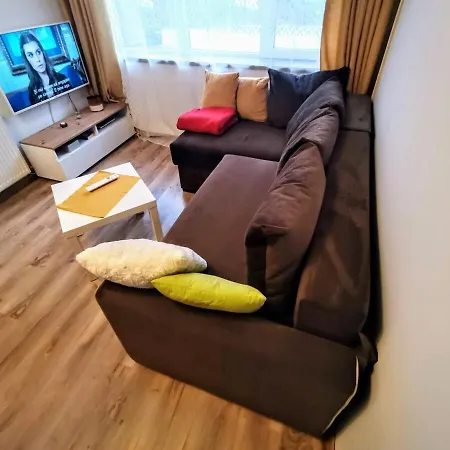 House With A Garden In Pipera וילה *